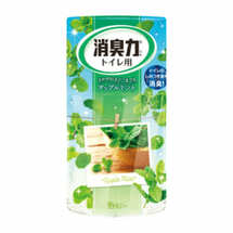 ST Shoushuuriki Жидкий дезодорант – ароматизатор для туалета c ароматом яблочной мяты 400 мл. 